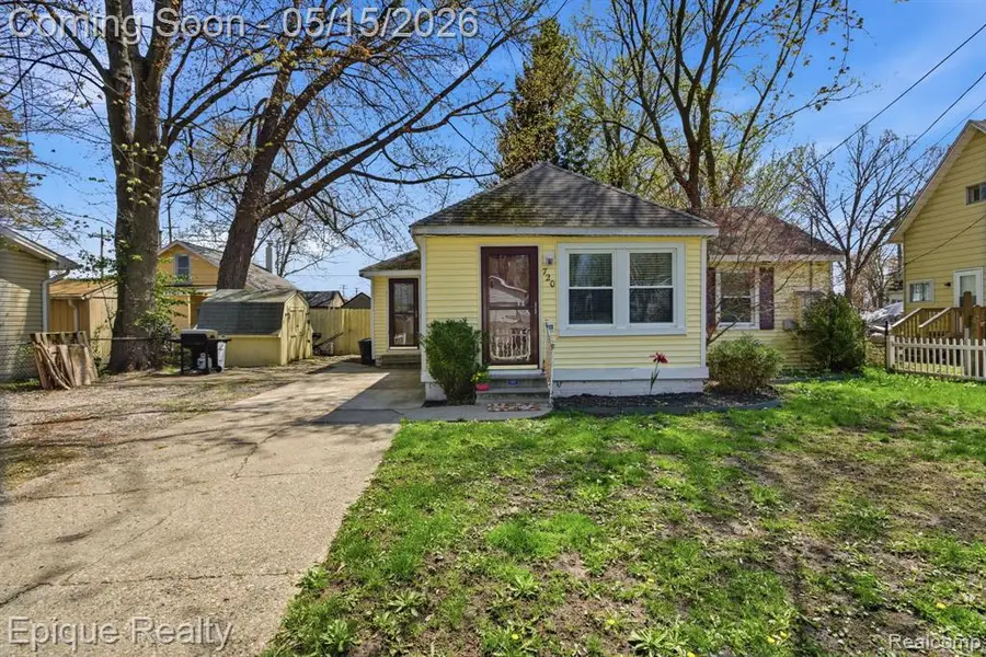 720 Washington, Algonac, MI 48001 - #2
