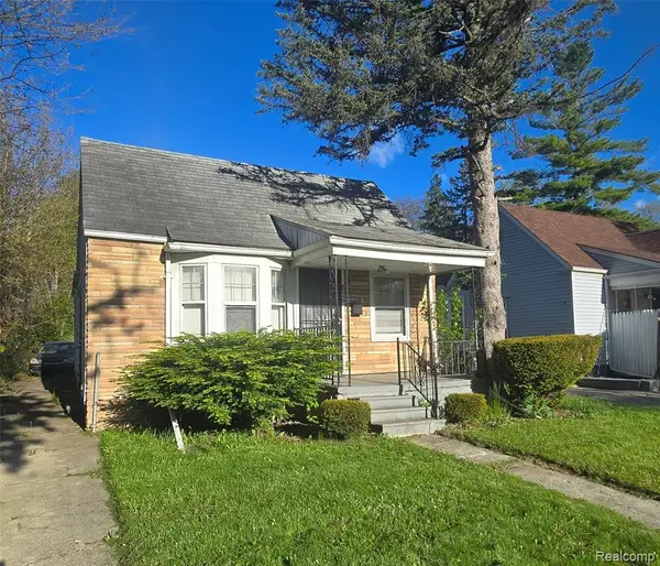 8245 Brace, Detroit, MI 48228