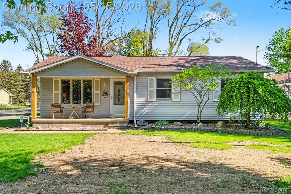 401 Lakeview, Holly, MI 48442 - #1