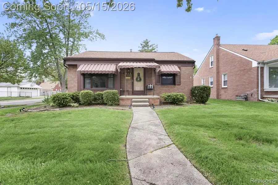 1512 19th, Wyandotte, MI 48192 - #2