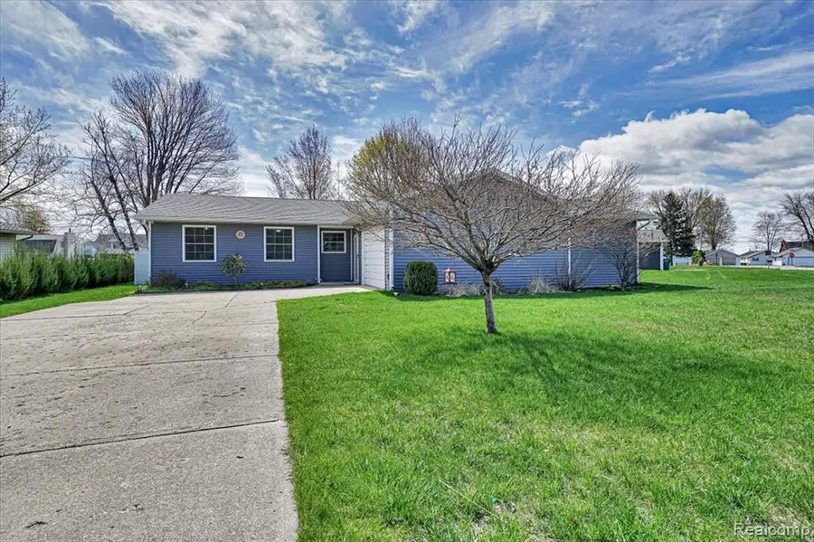 131 Bryan J, Houghton Lake, MI 48629 - #3