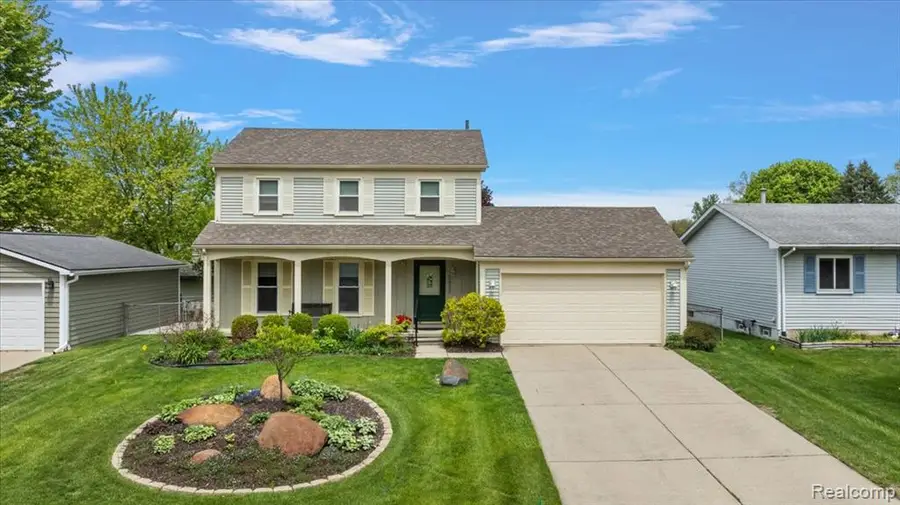 2832 Warrior, Wixom, MI 48393 - #2