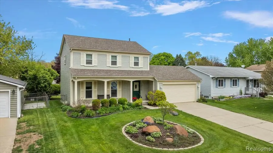 2832 Warrior, Wixom, MI 48393 - #3