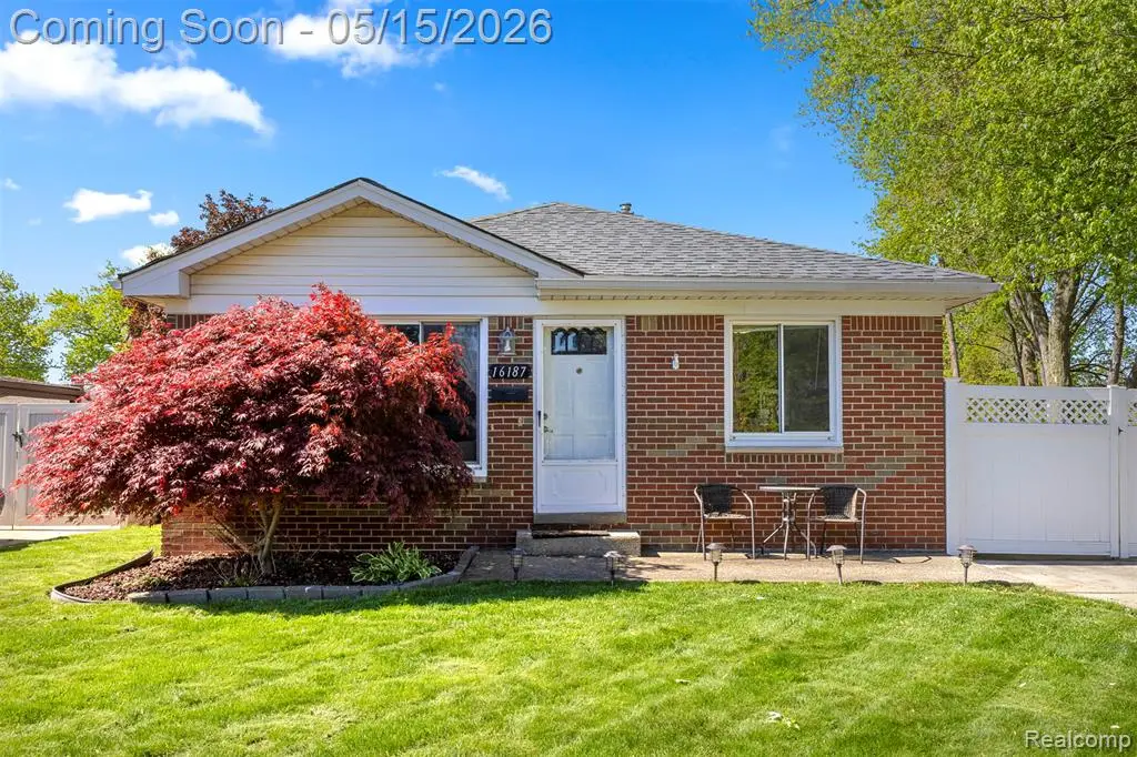 16187 Regina, Allen Park, MI 48101 - #1