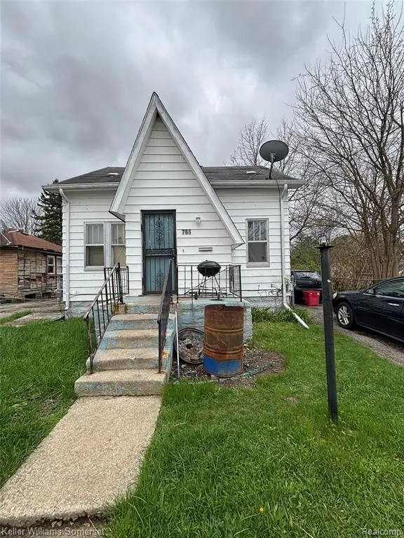 766 E Austin, Flint, MI 48505