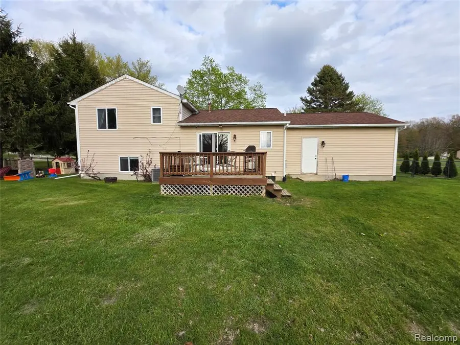 3435 Rockledge, Lapeer, MI 48446 - #2
