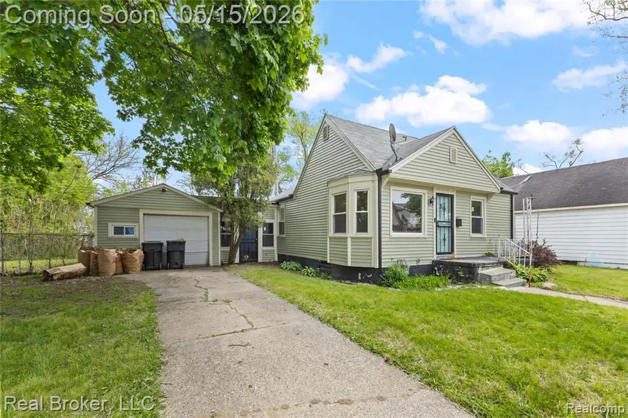 17486 Maine, Hamtramck, MI 48212 - #2