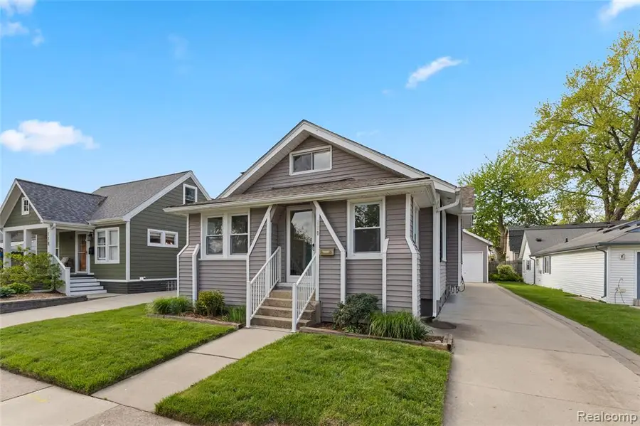 110 Nakota, Clawson, MI 48017 - #2