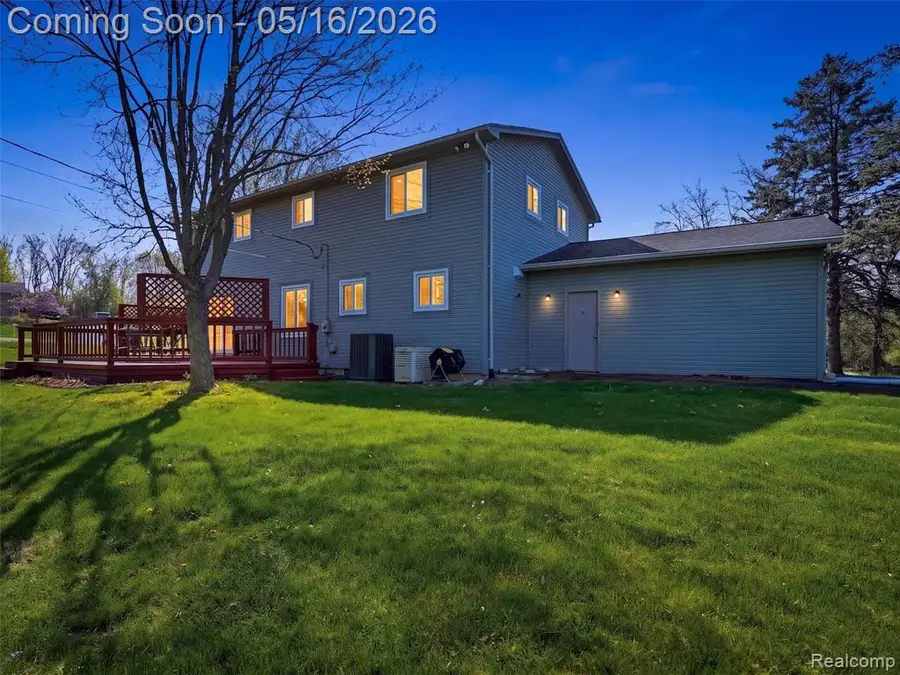 1848 Packer, Bloomfield Hills, MI 48302 - #2