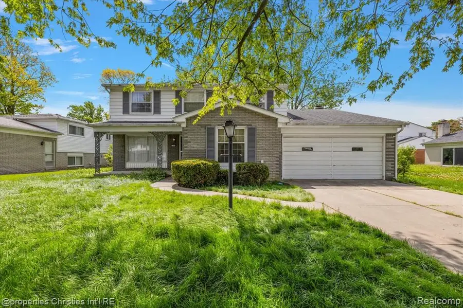 21889 Potomac, Southfield, MI 48076 - #2
