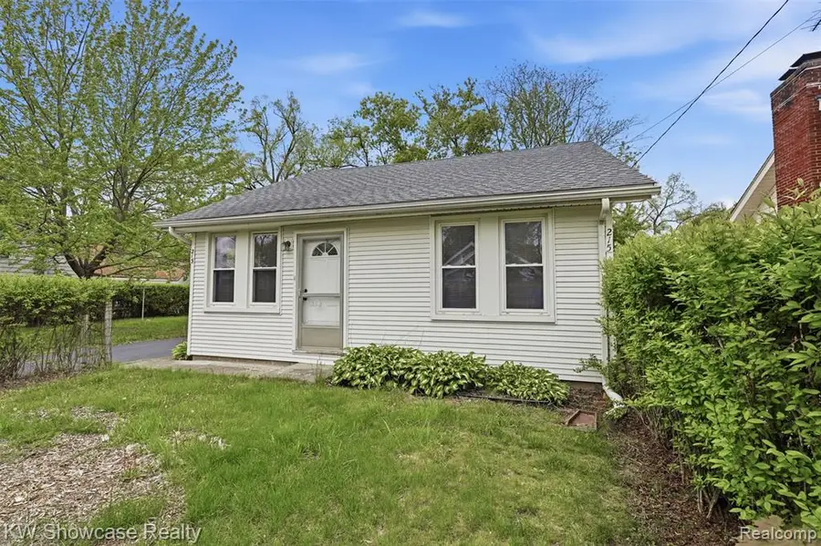 215 Endwell, Novi, MI 48377 - #3