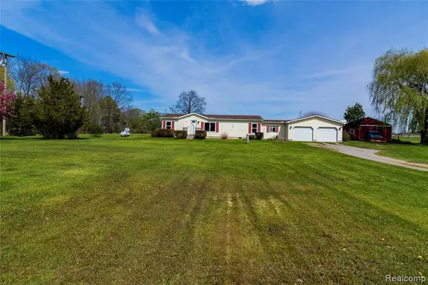 3800 Klam, Columbiaville, MI 48421