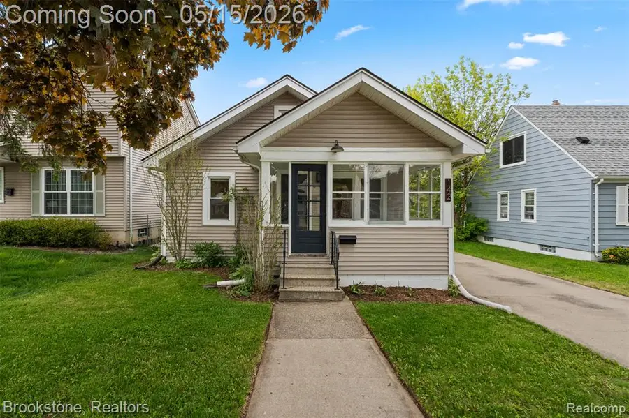 142 Massoit, Clawson, MI 48017 - #2