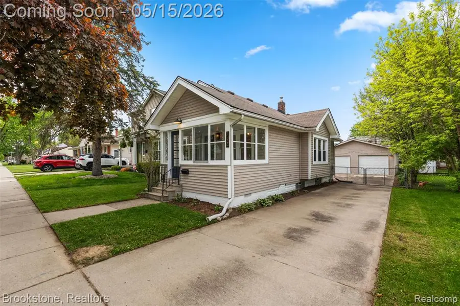 142 Massoit, Clawson, MI 48017 - #3