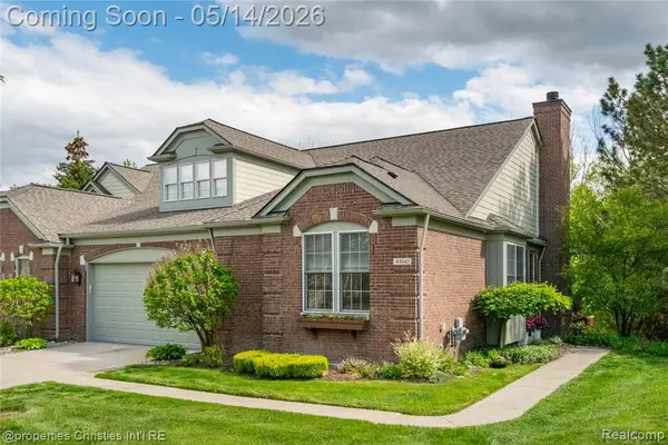 44643 Aspen Ridge, Northville, MI 48168