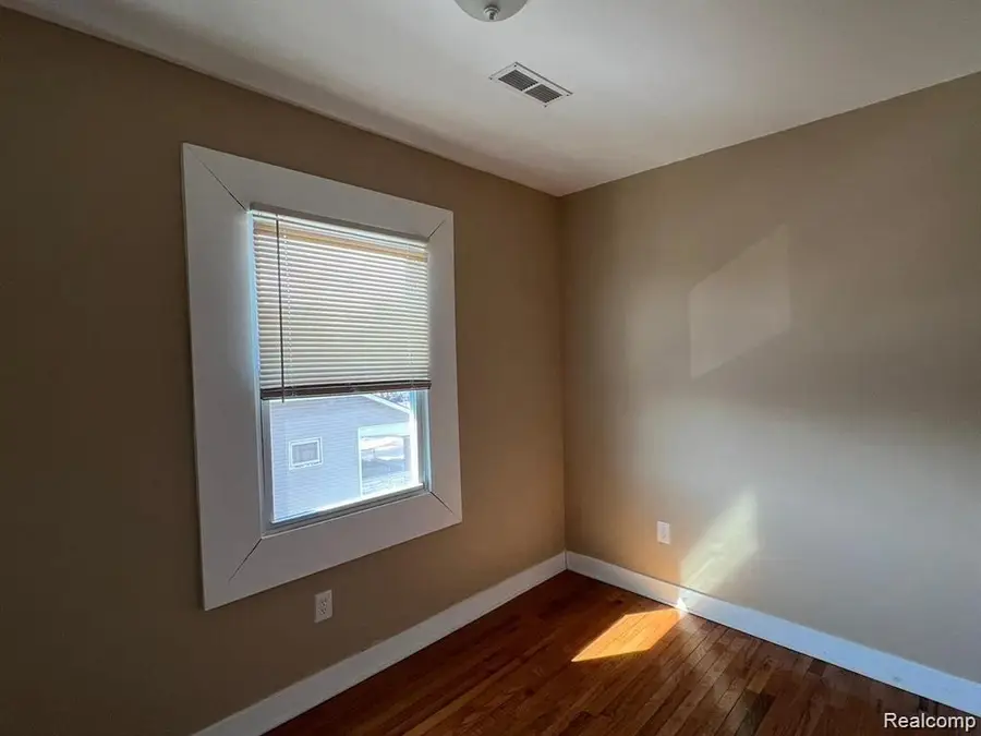 6349 Barlum, Detroit, MI 48210 - #2