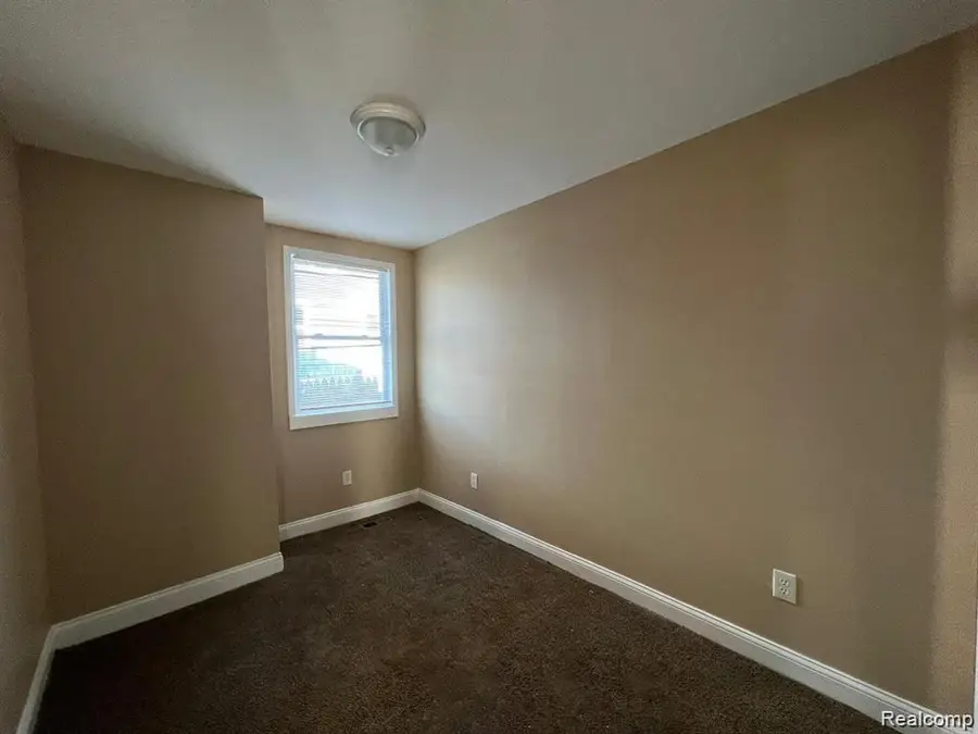 5671 Otis, Detroit, MI 48210 - #3