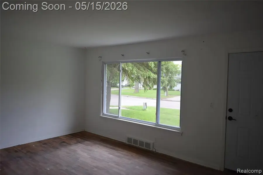 6087 Natchez, Beecher, MI 48458 - #3