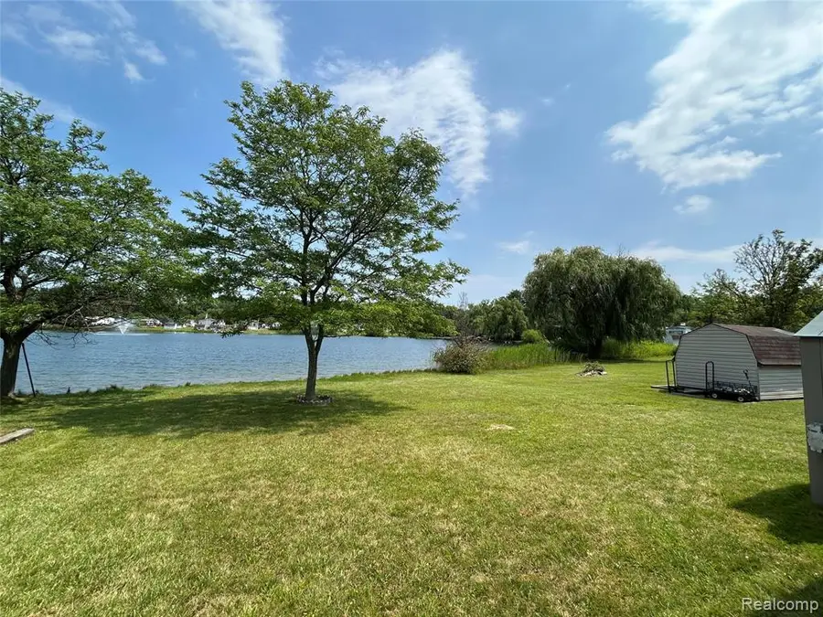 48582 Lakeview, Shelby, MI 48317 - #2