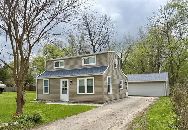 3336 Leta, Burton, MI 48529