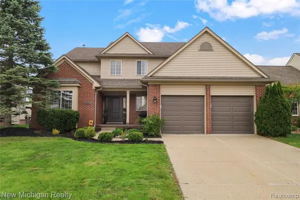 7622 Greene Farm, Ypsilanti, MI 48197