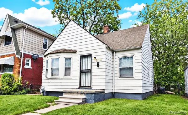 15762 Strathmoor, Detroit, MI 