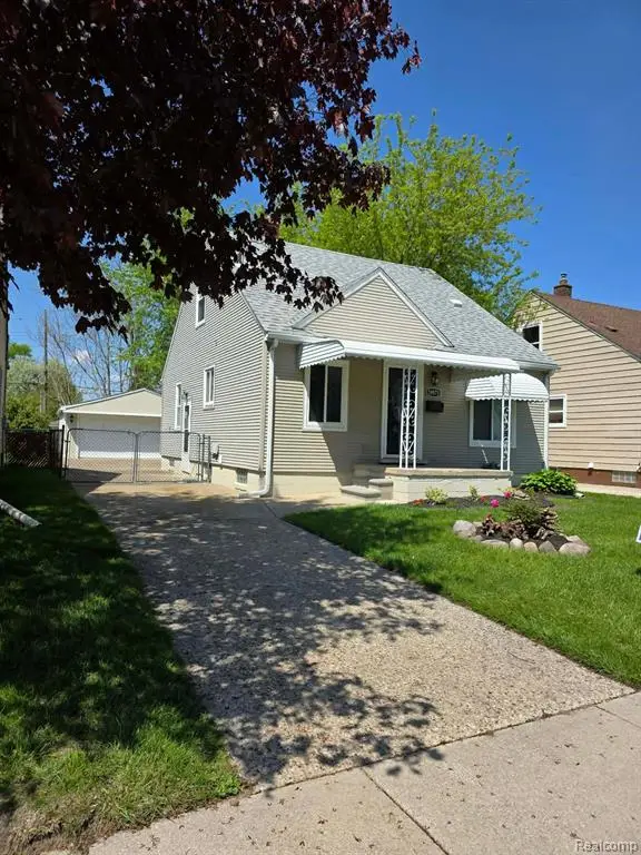 29571 Kelly, Roseville, MI 48066 - #2