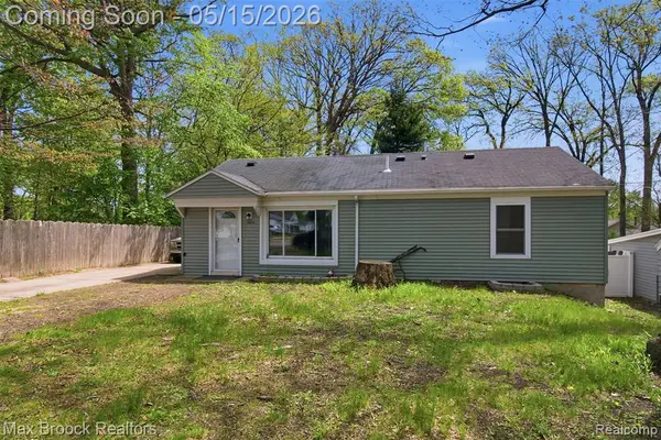 24324 Hebe, Warren, MI 48091