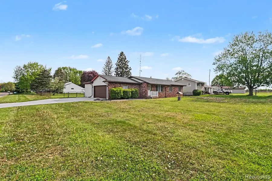 4497 Sunnymead, Burton, MI 48519 - #3