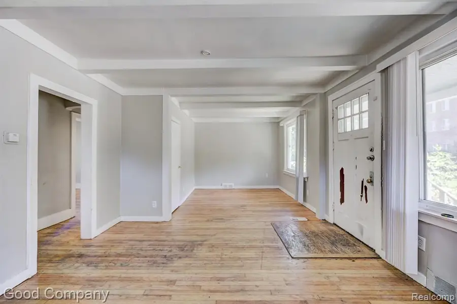 17149 New York, Detroit, MI 48224 - #3