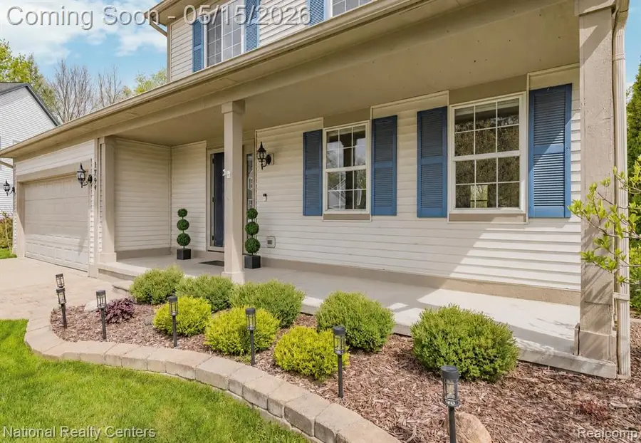 1794 Norton Creek, Wixom, MI 48393 - #3