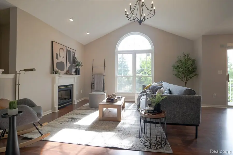 12201 Chesapeake, Walled Lake, MI 48390 - #3