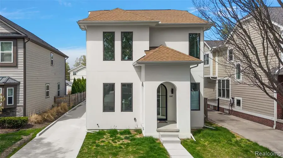 1307 Humphrey, Birmingham, MI 48009 - #3