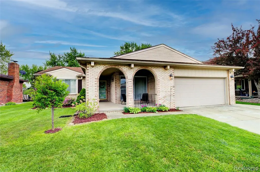 43715 Simsbury, Canton, MI 48187 - #1