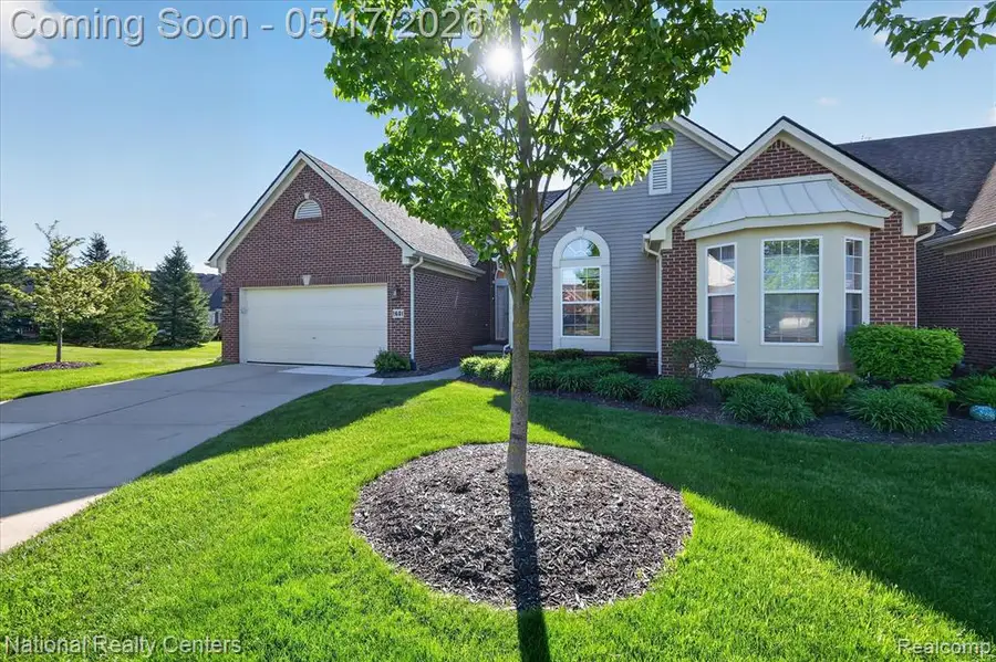 1601 Nottingham, Commerce Township, MI 48390 - #2