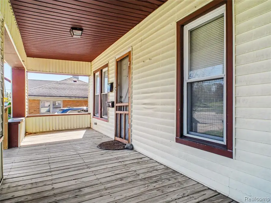 8089 Miller, Swartz Creek, MI 48473 - #2