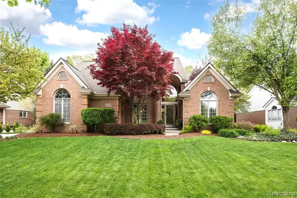 13285 Latheron, Plymouth, MI 48170
