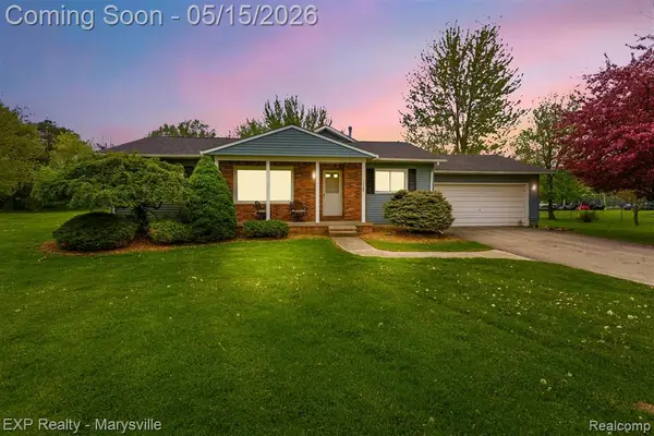 12265 Hough, Memphis, MI 48041