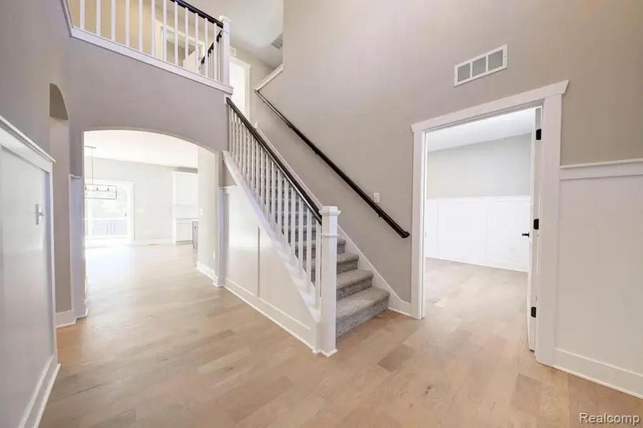 614 Round Rock, Howell, MI  - #2