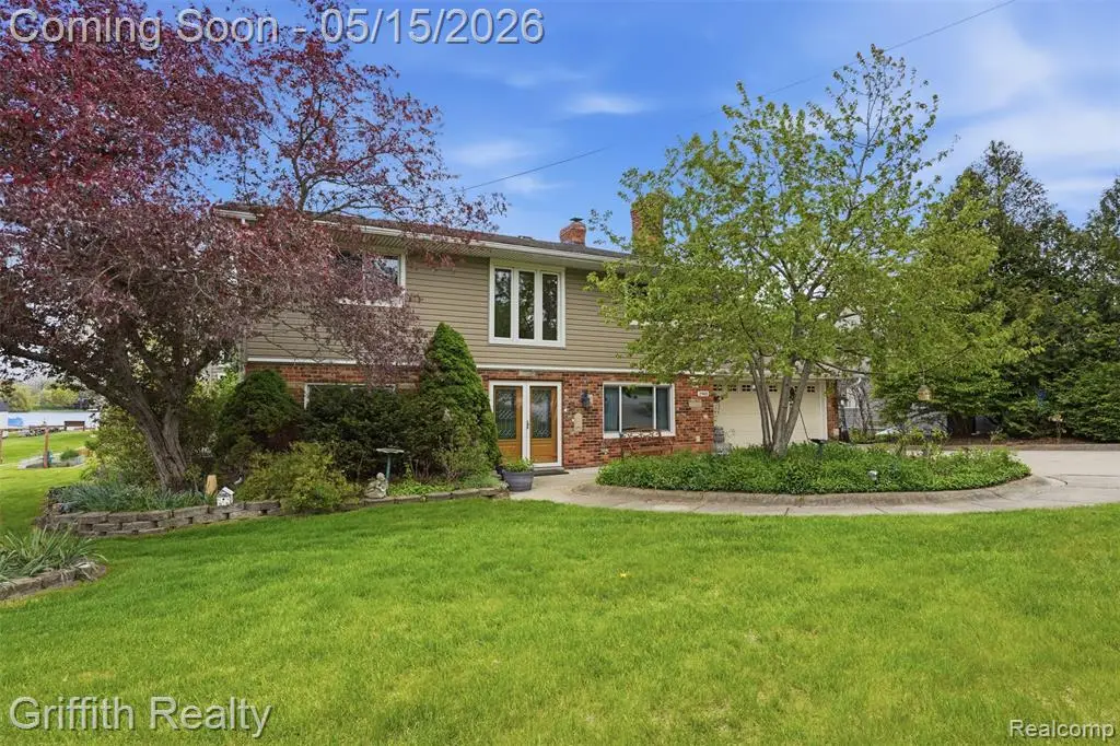 2901 School Lake, Brighton, MI 48114 - #1