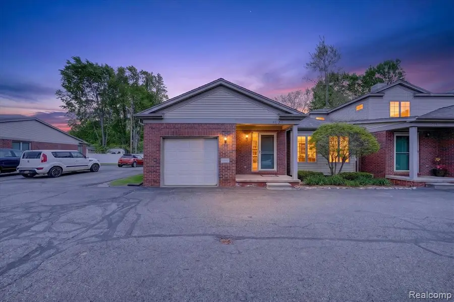 6020 N Newburgh, Westland, MI 48185 - #2