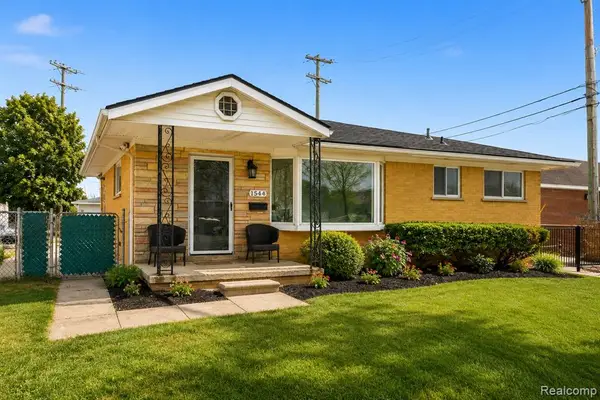 1544 Sheffield, Birmingham, MI 48009