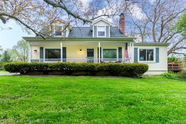 9840 Currie, Northville, MI 48167