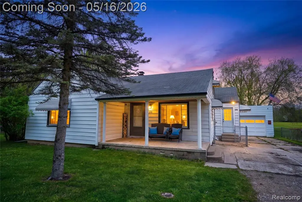 6383 Lapeer, Burton, MI 48509 - #1