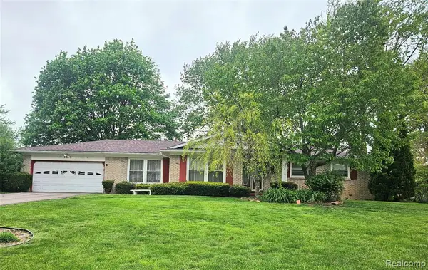 1321 Wagon Wheel, Grand Blanc, MI 48439