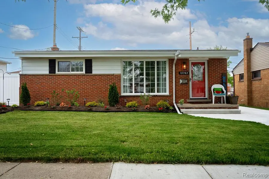 15762 Scott, Southgate, MI 48195 - #2