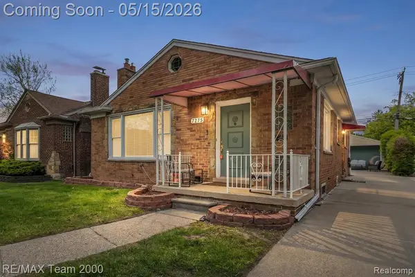 7275 Colonial, Dearborn Heights, MI 48127