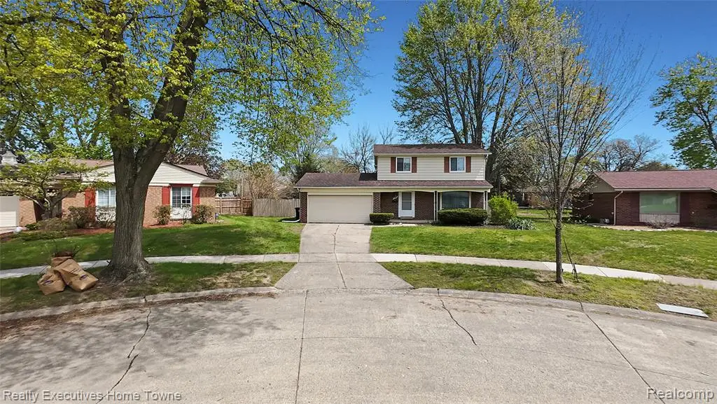 39256 Grennada, Livonia, MI 48154 - #1