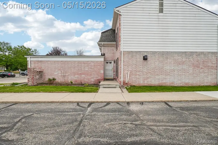 44 Stratford, Rochester Hills, MI 48309 - #3