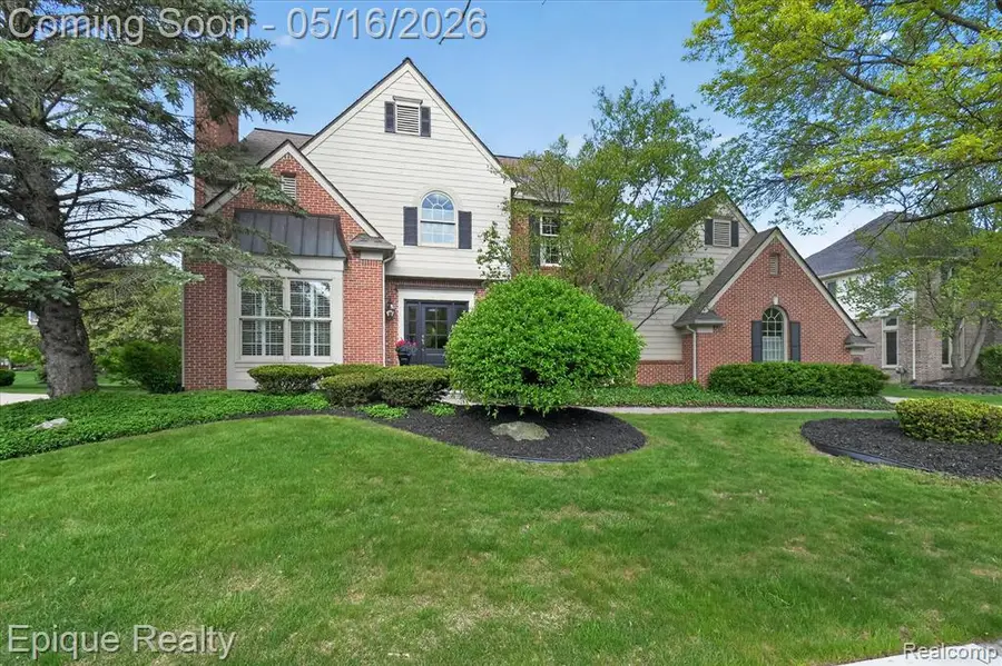22037 Chase, Novi, MI 48375 - #2